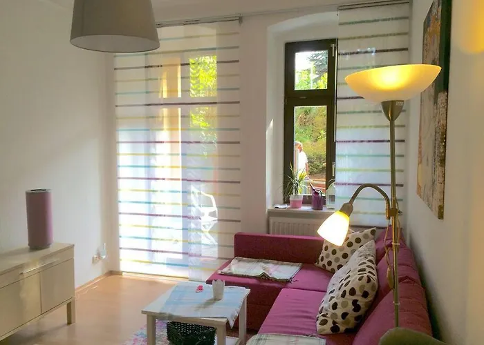 Wohfuehlen Garantiert Grosse Mit Zwei Schlafzimmern Und Terrasse