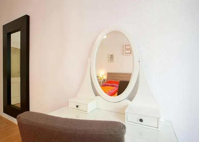 Apartamento Wohfuehlen Garantiert Grosse Mit Zwei Schlafzimmern Und Terrasse Görlitz